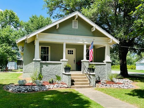 300 W Pennsylvania Ave, Pierce City, MO, 65723-1134 | Card Image