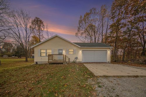 10376 Glencoe Rd, Jerome, MI, 49249-9572 | Card Image