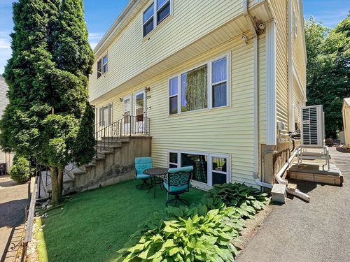 31-31 Wallace Cir, Malden, MA, 02148-2855 | Card Image