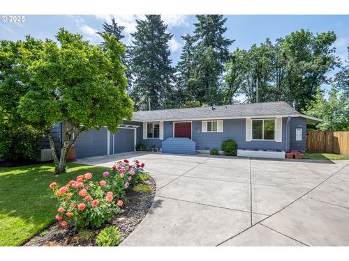 1444 Russet Dr, Eugene, OR, 97401-1821 | Card Image