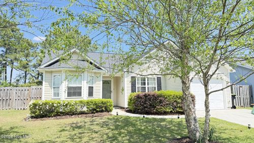 1012 Bellmark Ct, Leland, NC, 28451-9277 | Card Image
