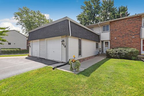 179 Roberts Rd, Bolingbrook, IL, 60440-1348 | Card Image