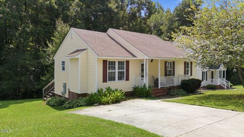 1037 Laurel Leaf Rd, Zebulon, NC, 27597-8816 | Card Image