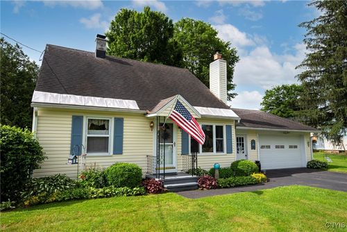 6954 Rome Oriskany Rd, Rome, NY, 13440-7109 | Card Image