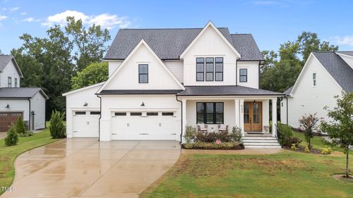 932 Lily Claire Ln, Fuquay-Varina, NC, 27526-2719 | Card Image