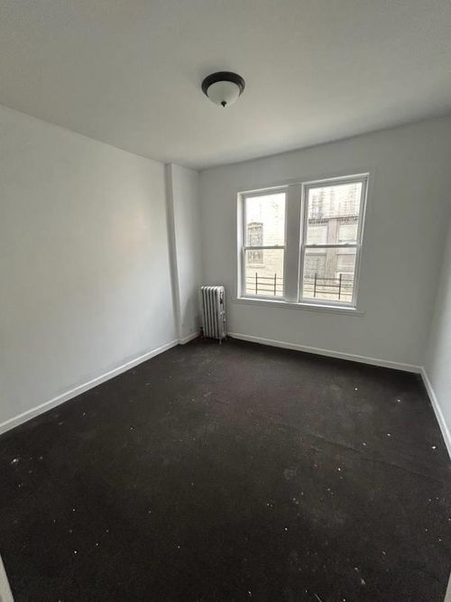 4379 Matilda Ave, Bronx, NY, 10466-1327 | Card Image