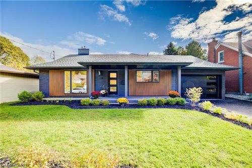 919 Union St, Kitchener, ON, N2H6J3 | Card Image