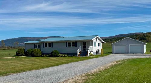 4027 South St, New Haven, VT, 05472-4036 | Card Image