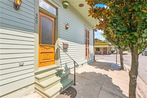 4029 Royal St, New Orleans, LA, 70117-5441 | Card Image