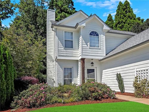401 Kensington Parc Dr, Avondale Estates, GA, 30002-1776 | Card Image