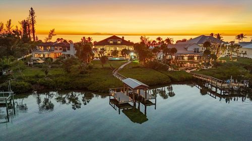 3210 Casey Key Rd, Nokomis, FL, 34275-3392 | Card Image