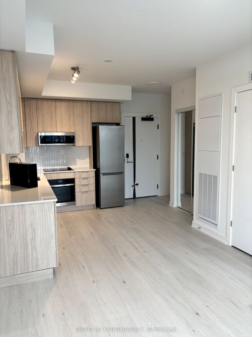 318-2501 Saw Whet Blvd, Oakville, ON, L6M5N2 | Card Image