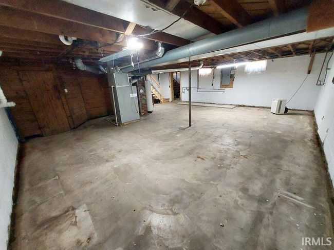 208 E Mary St, House other with 4 bedrooms, 1 bathrooms and null parking in Holland IN | Image 35