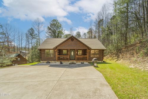 1711 Brent Hills Blvd, Gatlinburg, TN, 37738-5986 | Card Image