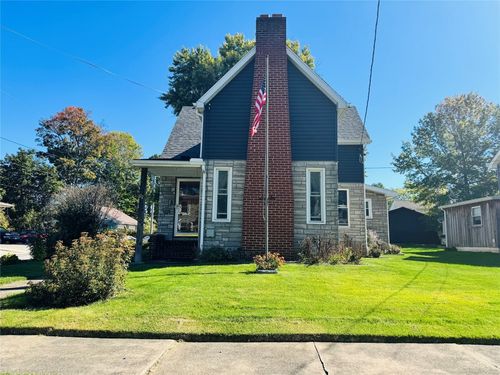 22 Cherry St, Albion, PA, 16401-1041 | Card Image