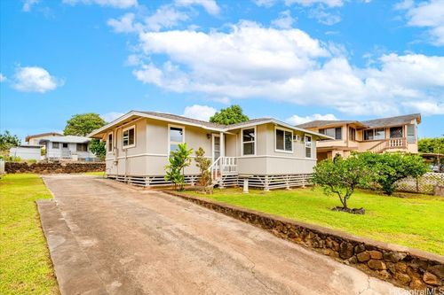 94-1122 Huakai St, Waipahu, HI, 96797-3725 | Card Image