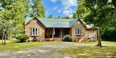 Cedar Siding Ranch Home on 5 Acres | Image 2