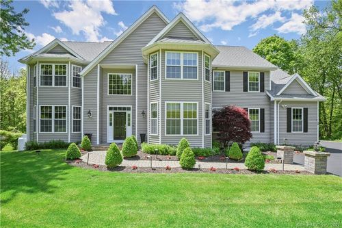 30 Saddle Ridge Rd, New Milford, CT, 06776-2512 | Card Image