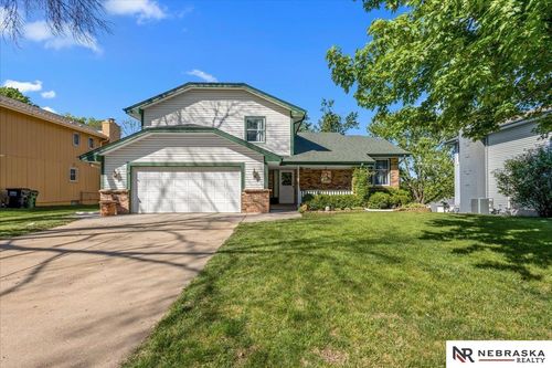 1418 Cherry Tree Ln, Papillion, NE, 68133-2512 | Card Image
