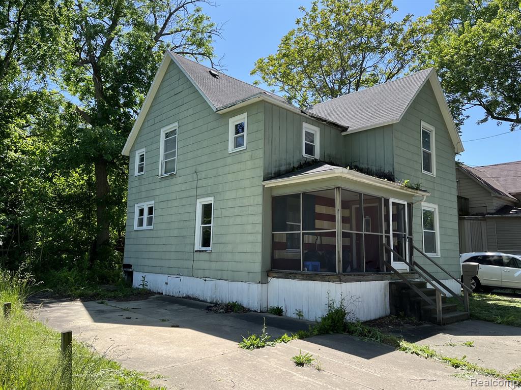 Genesee Ave, Saginaw, MI 48602
