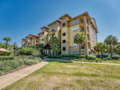 unit-32-96 Island Dr, Horseshoe Bay, TX, 78657-6225 | Card Image