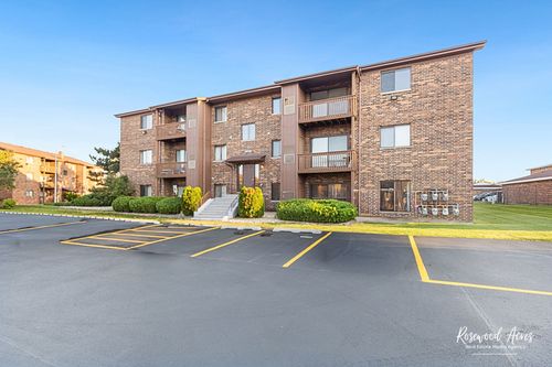 apt-2-15718 Peggy Ln, Oak Forest, IL, 60452-3178 | Card Image