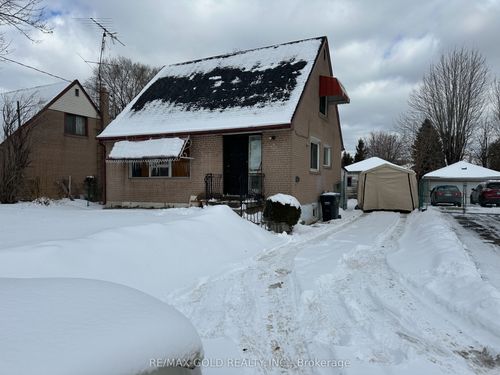 7125 Minotola Ave, Mississauga, ON, L4T2S9 | Card Image