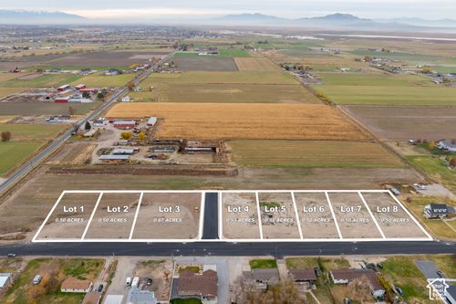 3-5979 W 5900 S, Hooper, UT, 84315-9716 | Card Image