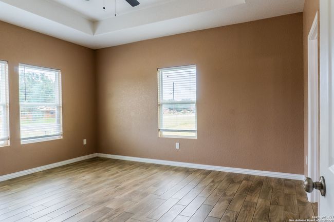 Inviting bedroom with good lighting | Image 19