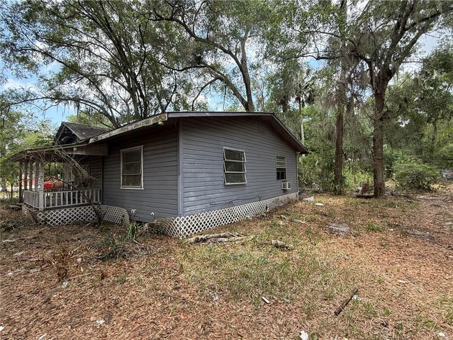 204 Lake St, House other with 2 bedrooms, 2 bathrooms and null parking in Osteen FL | Image 4