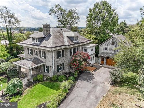 503 W State St, KENNETT SQUARE, PA, 19348-3028 | Card Image