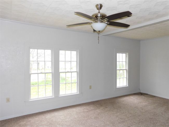 307 Ne 5 Th St, House other with 2 bedrooms, 2 bathrooms and null parking in Hubbard TX | Image 15
