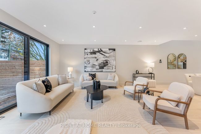 37 Kenilworth Ave, House other with 4 bedrooms, 6 bathrooms and 1 parking in Toronto ON | Image 26