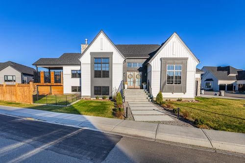 {{alt}} | Card Image