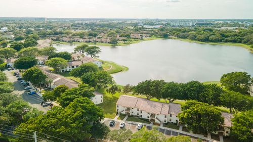 201-2900 Olivewood Ter, Boca Raton, FL, 33431-6598 | Card Image