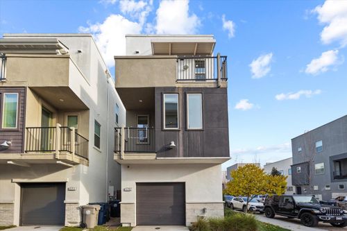 175 Log Pond Lane, Sacramento, CA, 95818 | Card Image