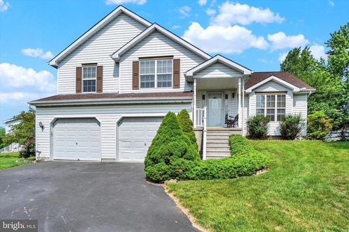 171 Berkshire Ln, STEWARTSTOWN, PA, 17363-8340 | Card Image