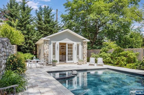 49 Highland Avenue, Montclair, NJ, 07042 | Card Image