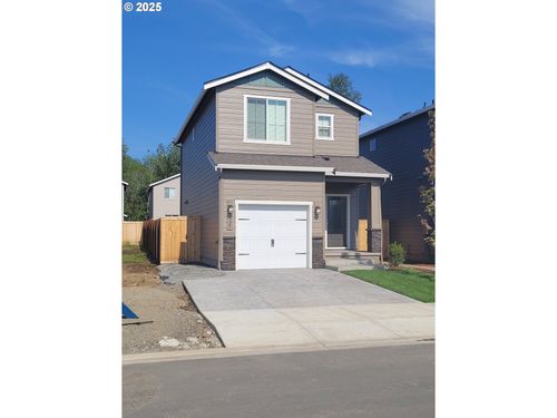 1329 Ne Clark Ave, Battle Ground, WA, 98604-6265 | Card Image