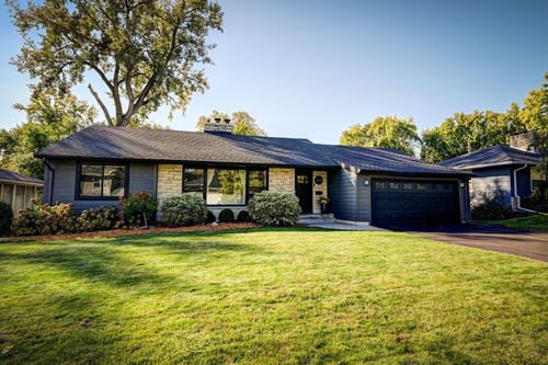 5013 Edinbrook Ln, Edina, MN, 55436-1540 | Card Image