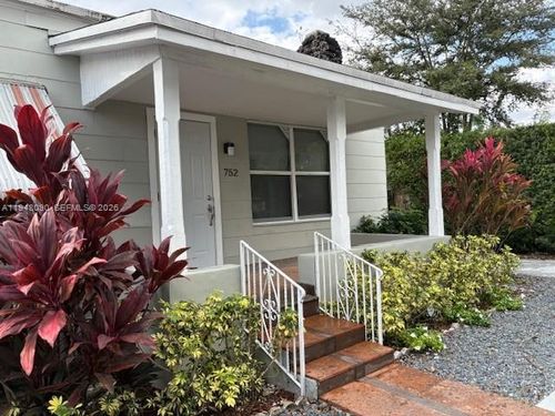1-752 Nw 24th Ct, Miami, FL, 33125-3119 | Card Image