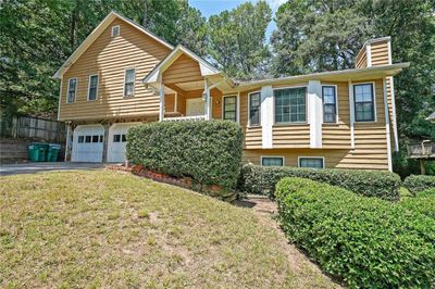 4599 Iroquois Trail, House other with 4 bedrooms, 3 bathrooms and null parking in Duluth GA | Image 3