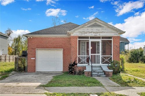 1850 Industry St, New Orleans, LA, 70119-1143 | Card Image