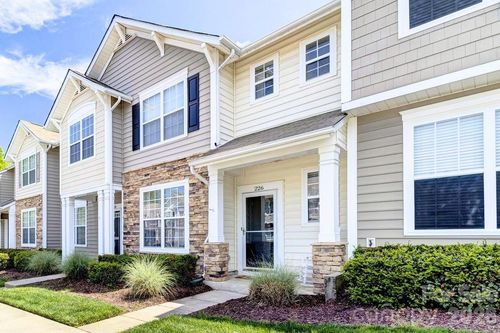 226 Dawn Mist Ln, Fort Mill, SC, 29708-6985 | Card Image