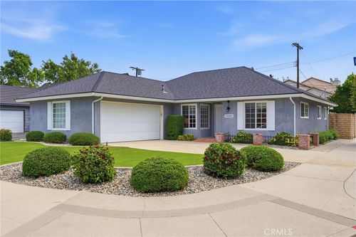 10400 Hanna Ave, Chatsworth, CA, 91311-2016 | Card Image