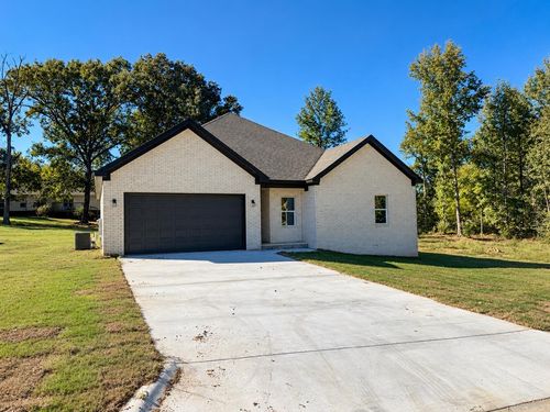531 Madeleine St, Austin, AR, 72007-9701 | Card Image