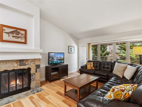 3s-304 S High St, Breckenridge, CO, 80424-5868 | Card Image