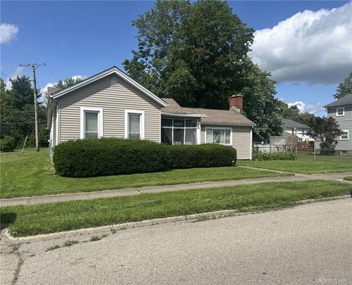 373 Walnut St, Xenia, OH, 45385-5047 | Card Image