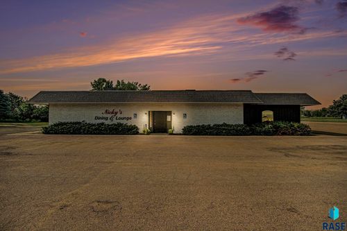 1407 Nw 2nd St Street, Madison, SD, 57042 | Card Image