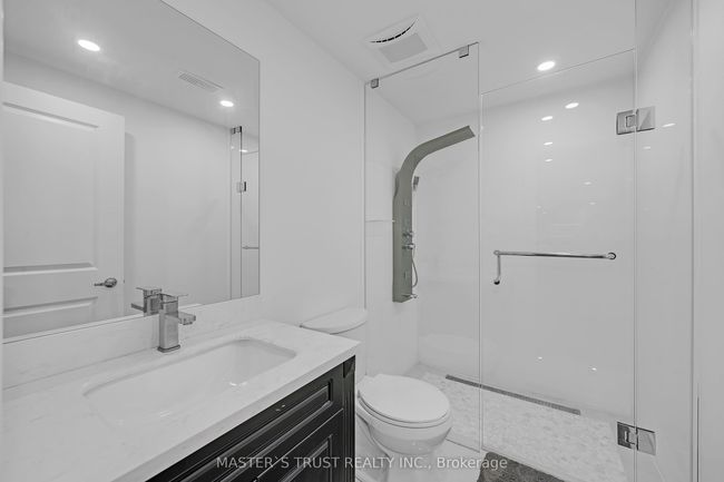 25 Cannes Ave, House other with 5 bedrooms, 6 bathrooms and 4 parking in Woodbridge ON | Image 45